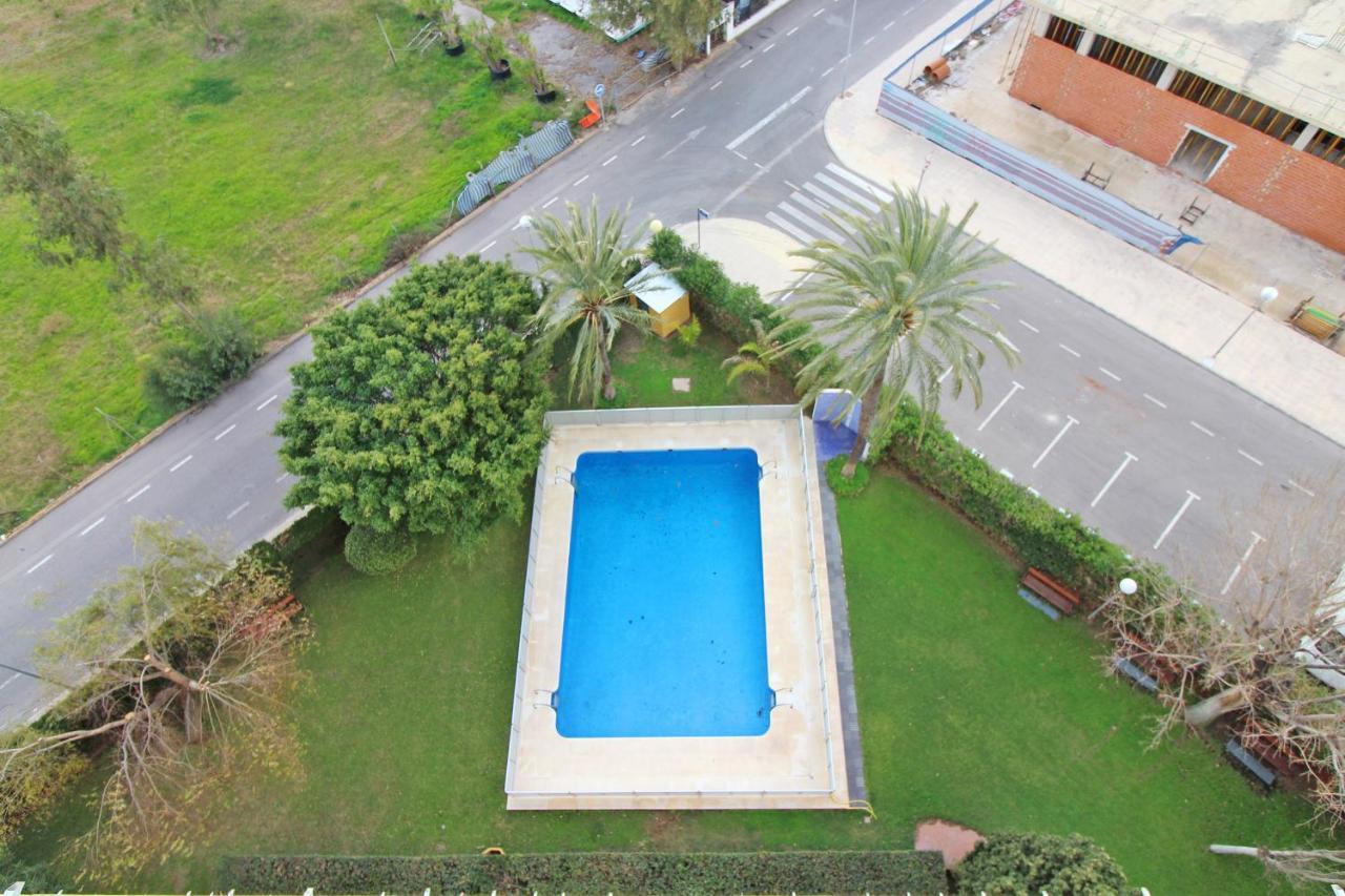 Global Properties, Apartamento En Urbanizacion Brezo Nova Canet Валенсия Екстериор снимка